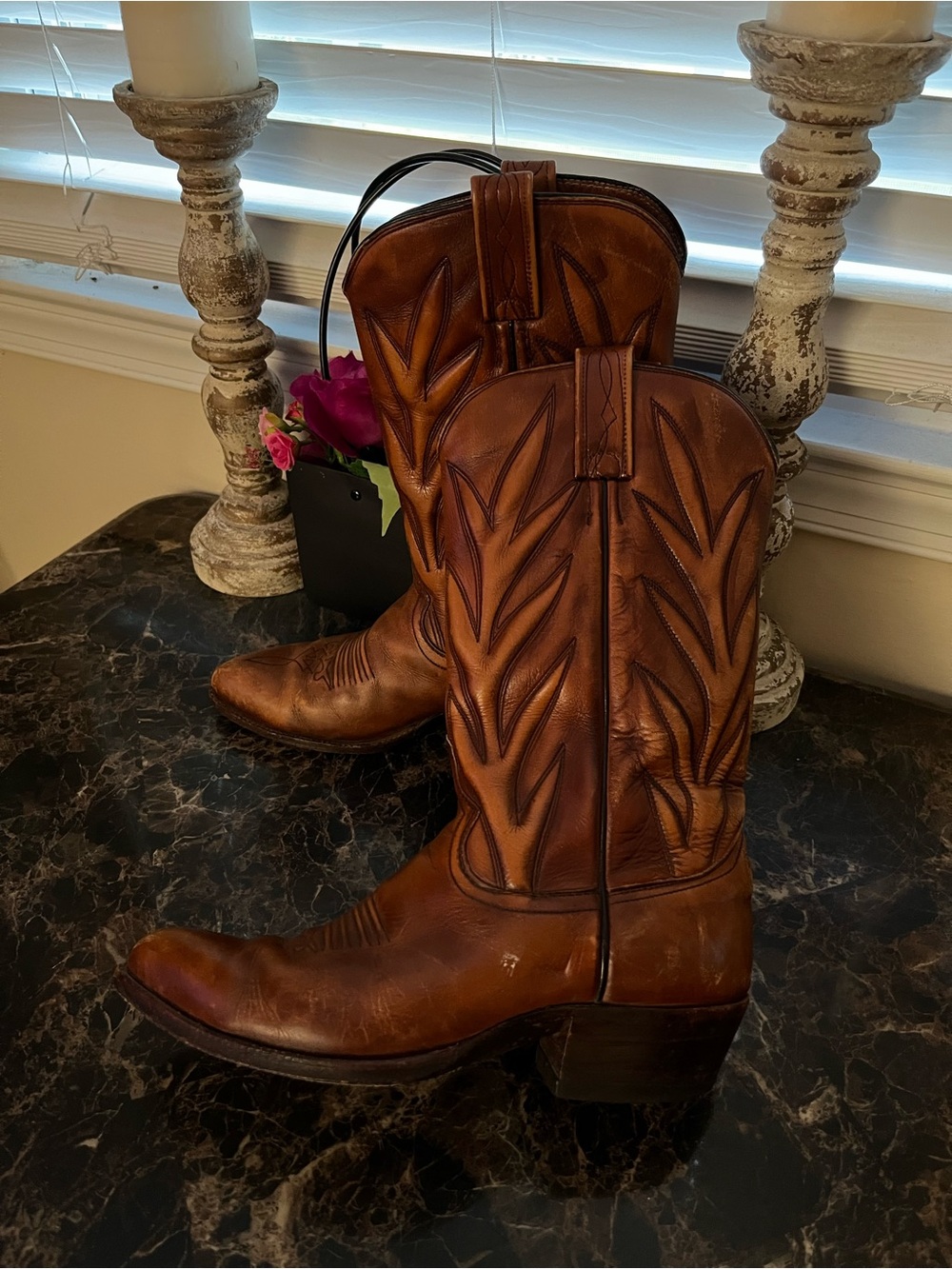 Dan Post
Vintage
Brown Distressed
Premium Leather Boots
#6903
Size 9D Men